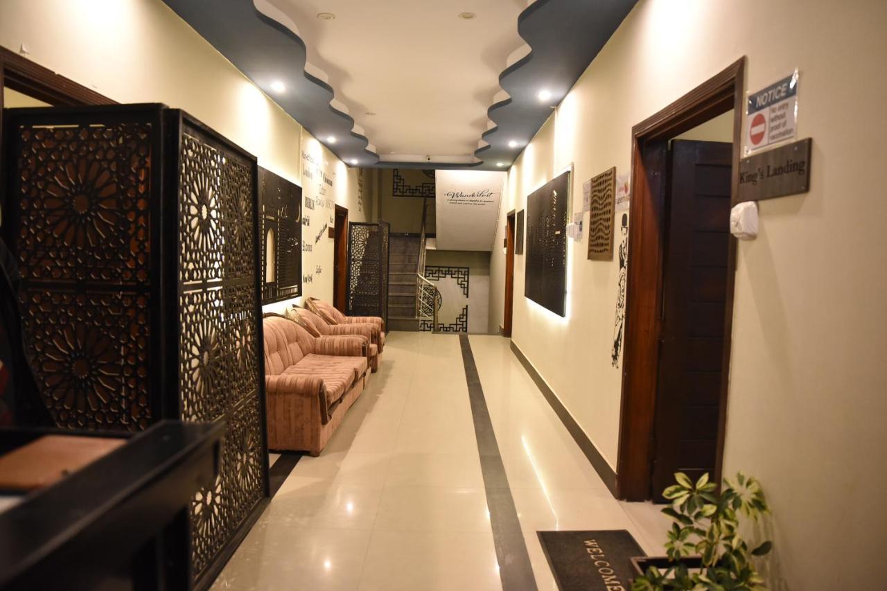 Republika Urban Appartamento Abbottabad Esterno foto