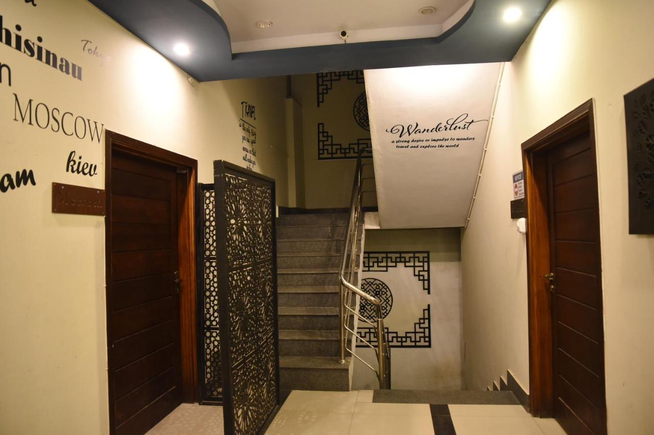 Republika Urban Appartamento Abbottabad Esterno foto